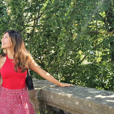 Alejandra  zoekt een Kamer / Studio / Huurwoning / Appartement in Haarlem