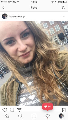 Melany  zoekt een Kamer / Studio / Huurwoning / Appartement in Haarlem